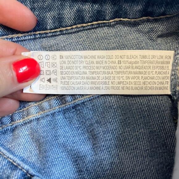 Forever 21 Ombre Denim Distressed Mini Skirt Size 28 - Picture 3 of 5